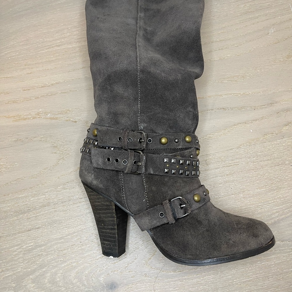 Zigi Girl grey suede heeled boots in size 7